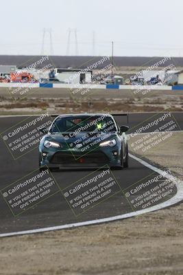 media/Jan-25-2025-CalClub SCCA (Sat) [[03c98a249e]]/Race 5/